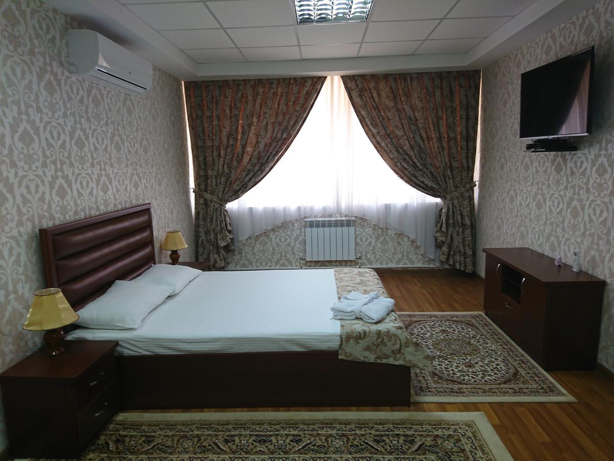 Lake Park Hotel Tashkent Ngoại thất bức ảnh